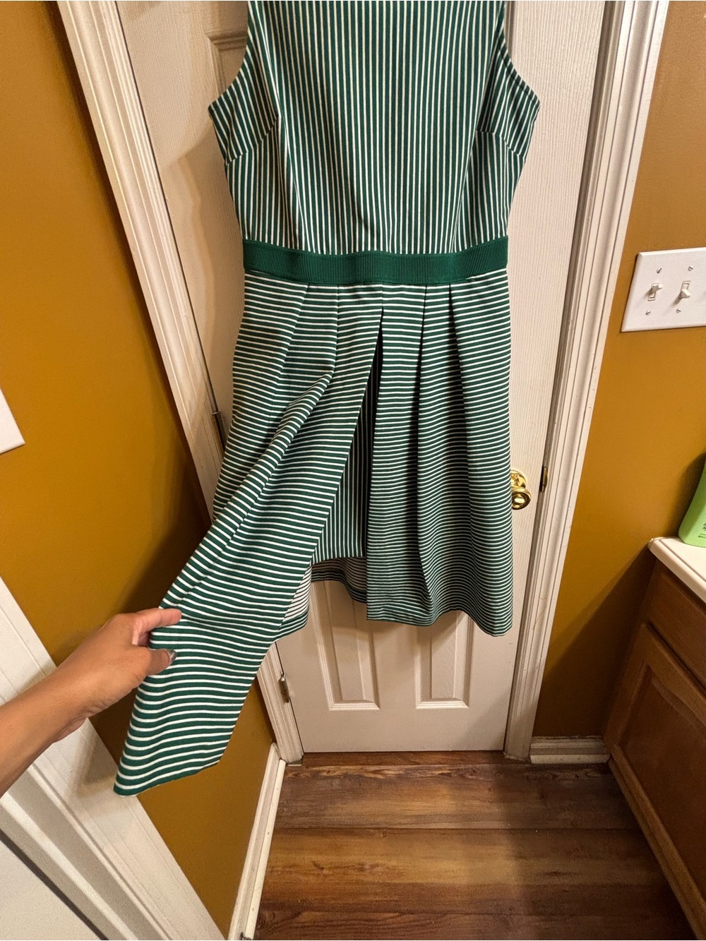 Eva Mendez for New York & Company Green and White Striped Sleeveless Midi Dress - Picture 6 of 8